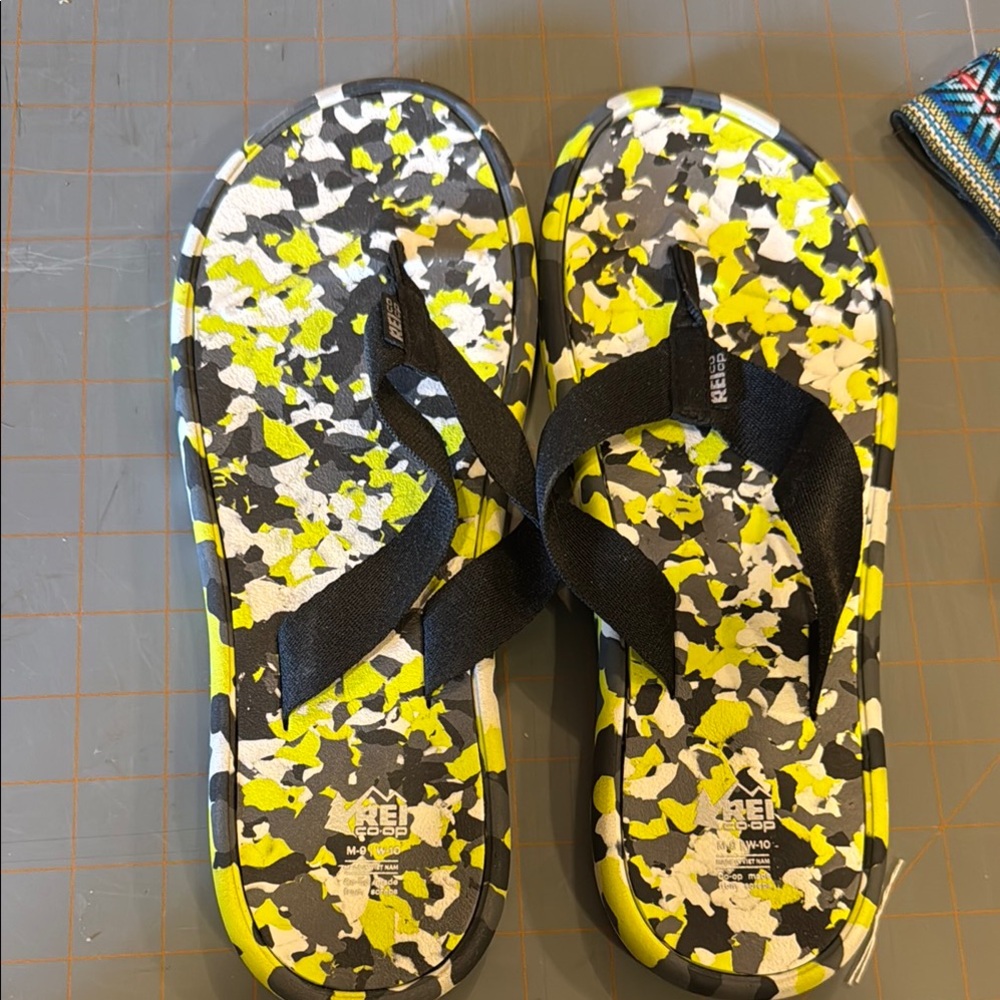 REI Colorful Camouflage Flip Flops